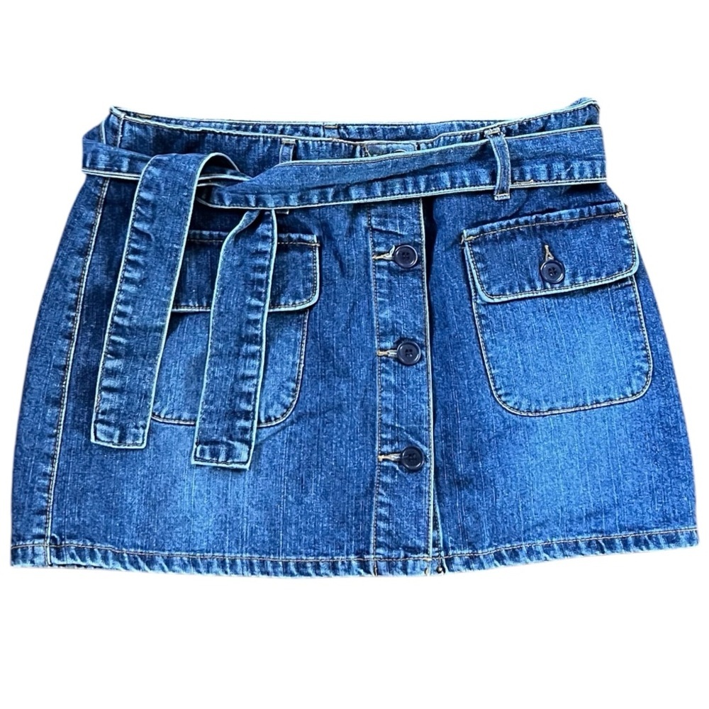 Vintage Y2K Juicy Couture Jean MiniSkirt with denim belt Size Medium